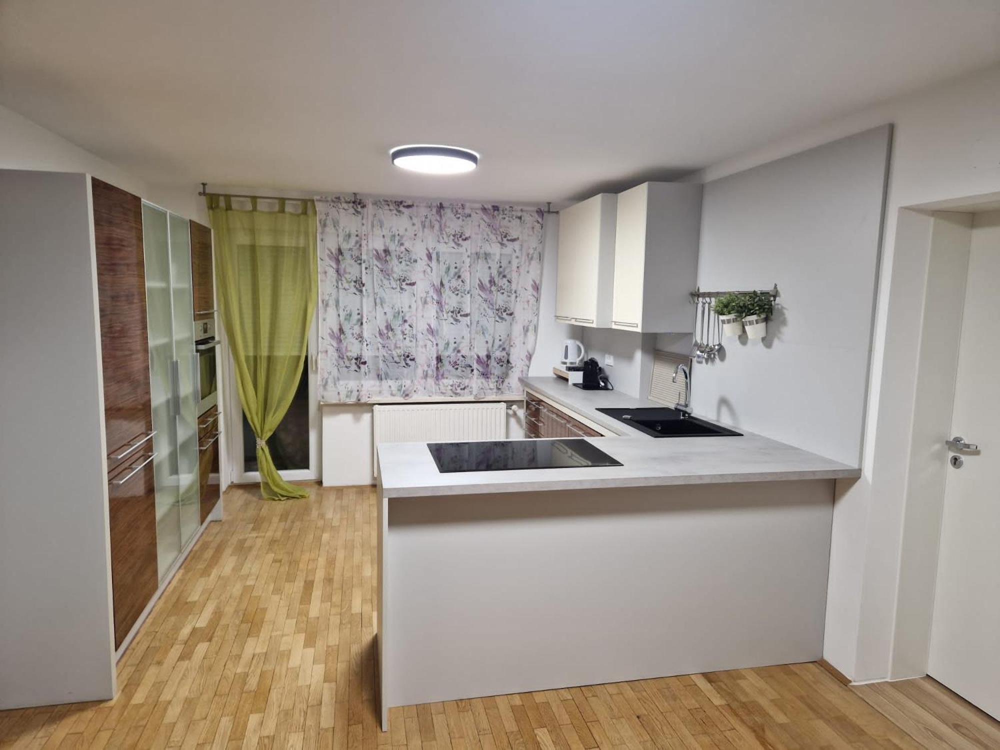 Patricia House Apartment Любляна Екстериор снимка